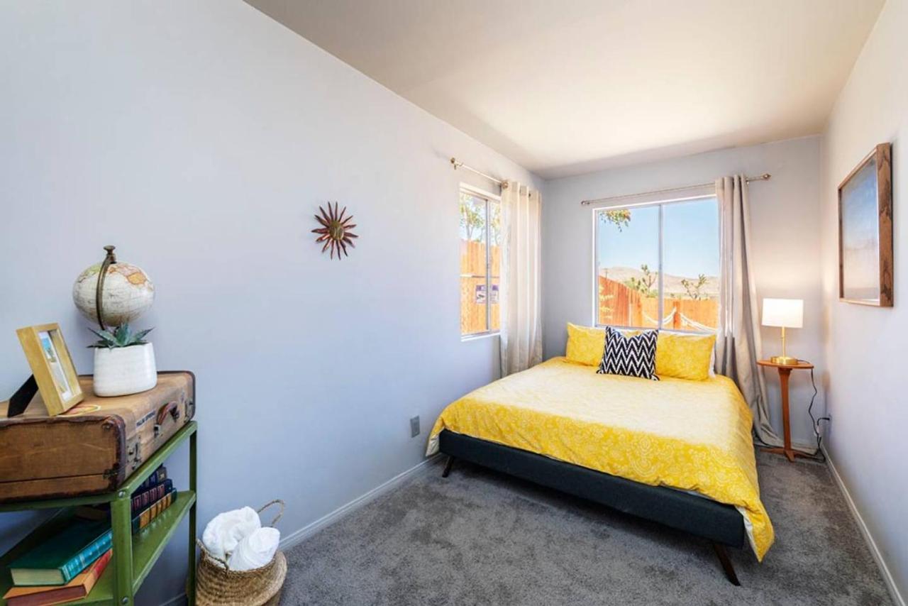 Made In The Shade - Central, Hot Tub, Ac, Sleeps 8 Villa Joshua Tree Buitenkant foto