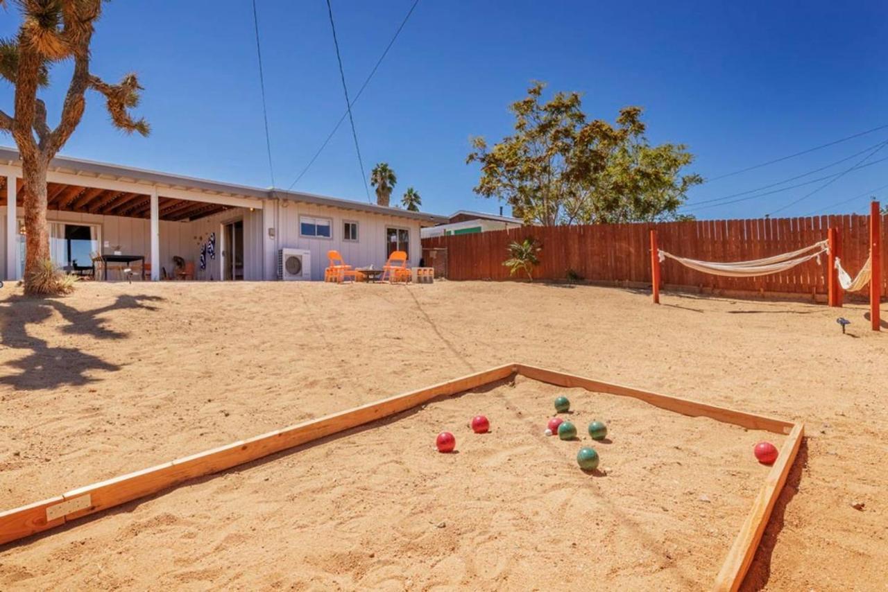 Made In The Shade - Central, Hot Tub, Ac, Sleeps 8 Villa Joshua Tree Buitenkant foto