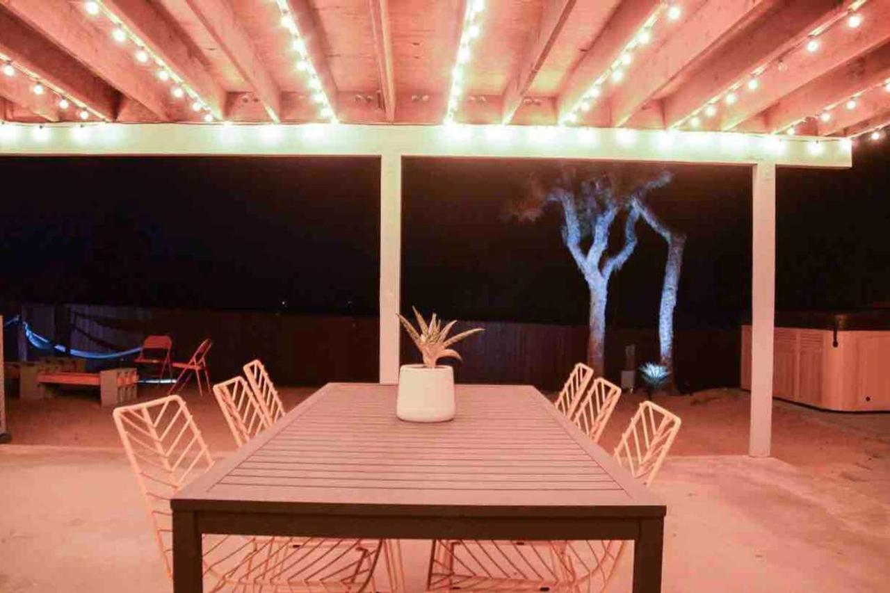 Made In The Shade - Central, Hot Tub, Ac, Sleeps 8 Villa Joshua Tree Buitenkant foto